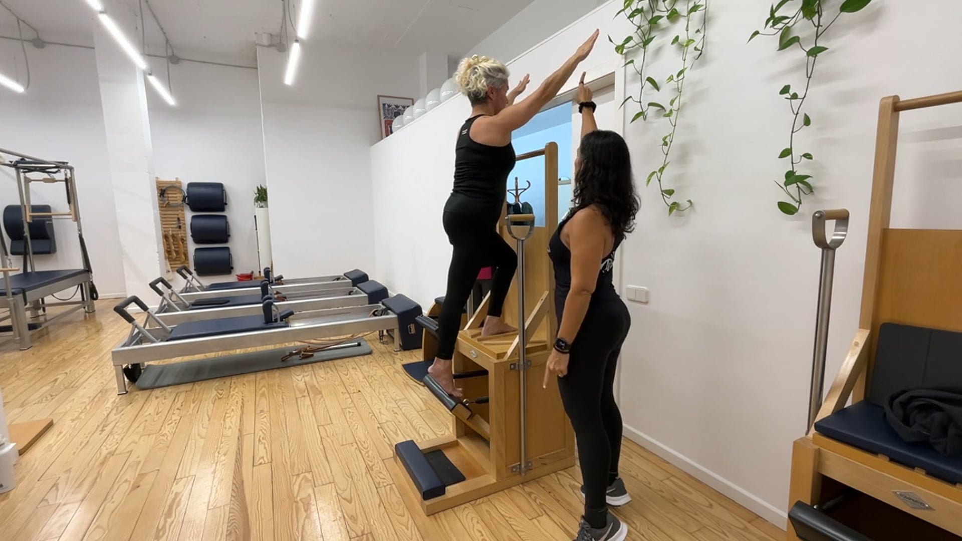 Private Reformer/High Chair Lesson – Diana – 10/30/35