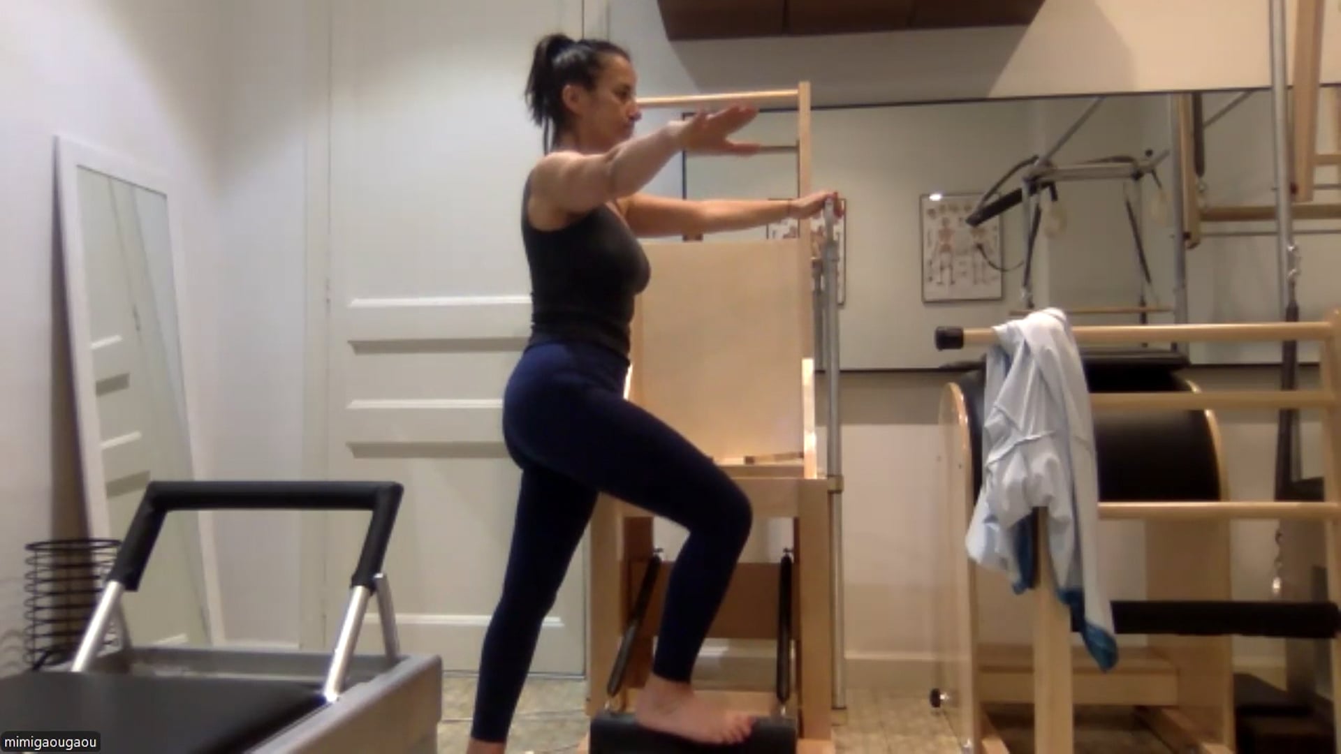 Clase online Mimi en español lunes 2/marzo/2026