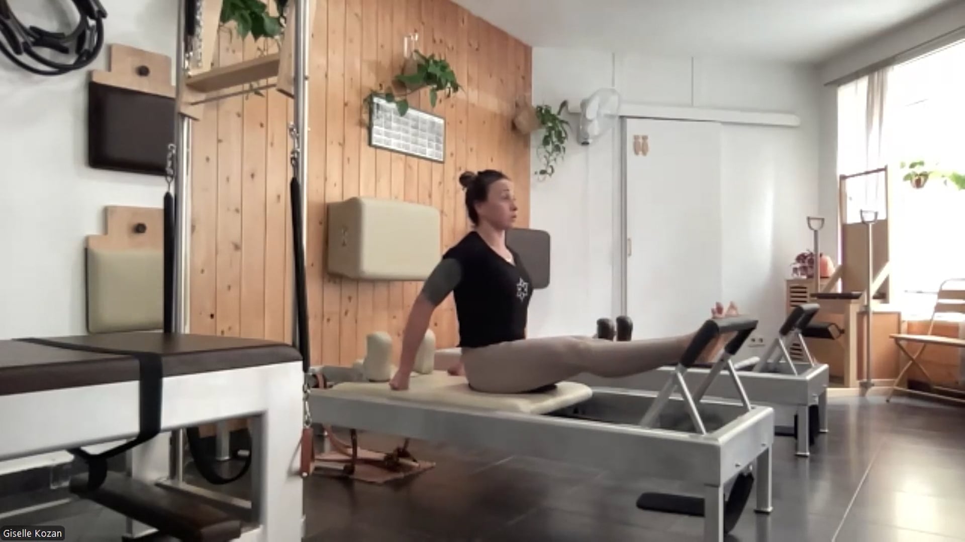 Online Reformer Lesson – avanzado en español, alumna Giselle, 26 de marzo 2026
